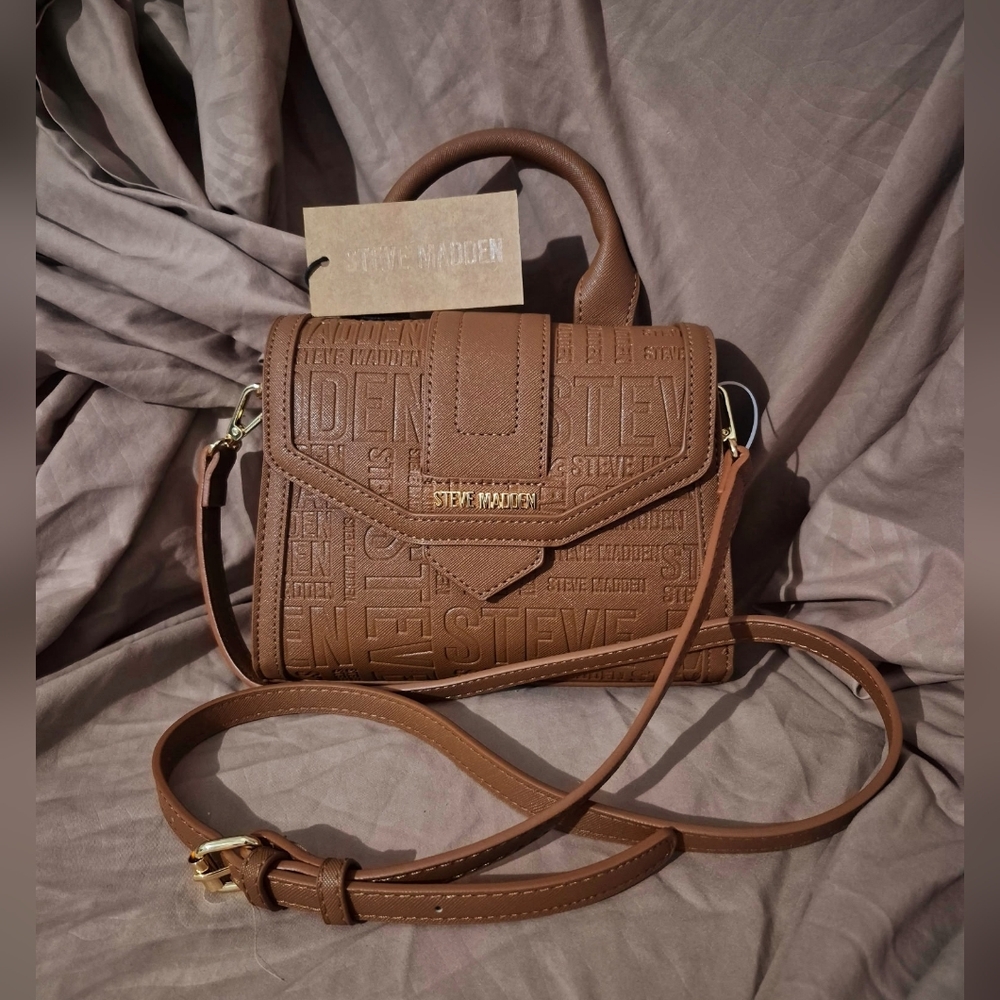 NWT Steve Madden Nutshell Baubriel Top Handle Embossed Crossbody Bag